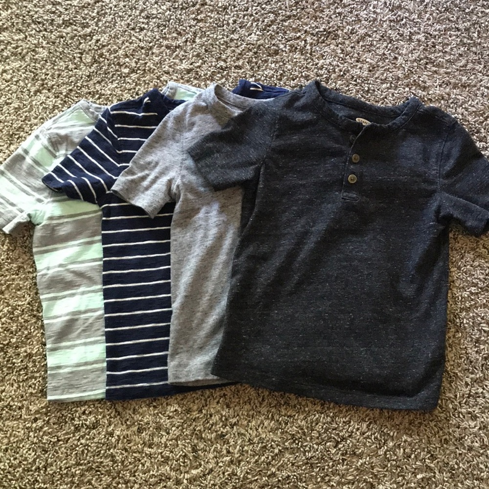 4-Old Navy tees with buttons